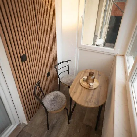Luxury Apartment- Scc Area-free Private Parking * サラエヴォ