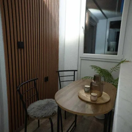 Luxury Apartment- Scc Area-free Private Parking アパート サラエヴォ